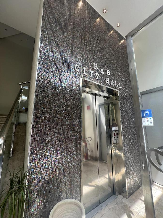 City Hall 卡塔尼亚 外观 照片